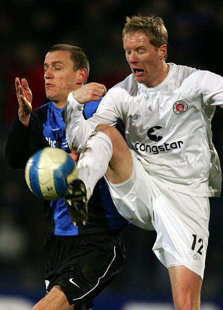 而达米恩 而达米恩